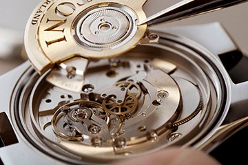 杭州欧米茄腕表官方售后洗油