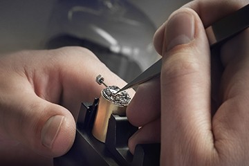 杭州欧米茄有水蒸气维修